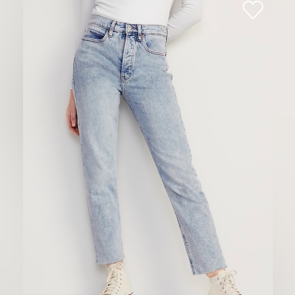 Old Navy Button Fly Extra High-Waisted Sky High Straight Raw Hem Jeans